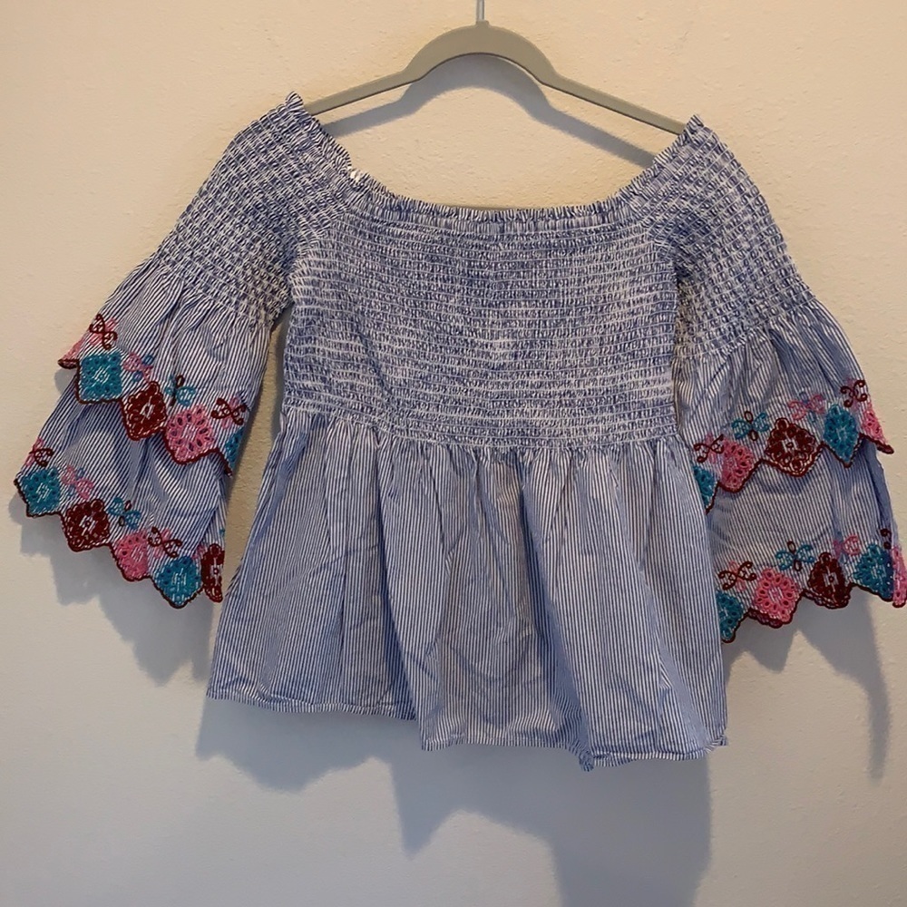 Loft Summer Shirt Size S. Embroidered sleeves.